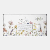 Boho Fresh Waterverf Wildbloemen met Monogram Bureaumat (Keyboard & Muis)