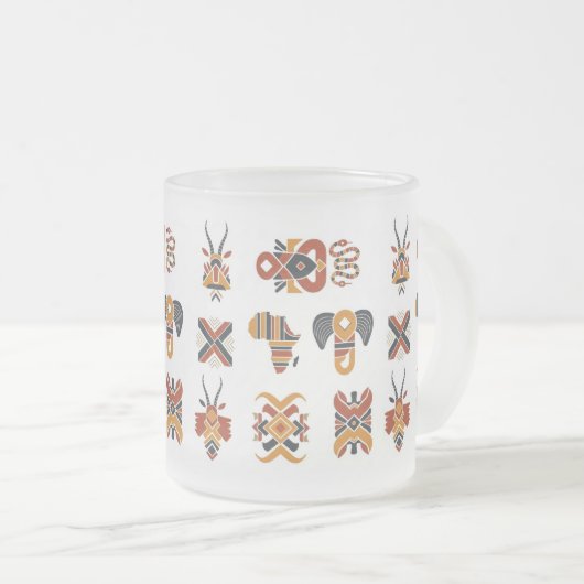 Boho Geometric Pattern Mug, Earthy Tones Cup Matglas Koffiemok (Voorkant rechts)