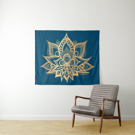 Boho Gold Lotus Flower Mandala Art Blue Wandkleed (In Situ (horizontaal))