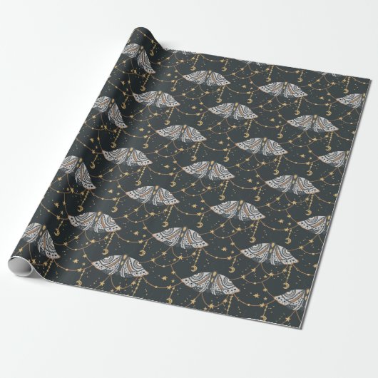 Boho Grey Celestial Moth Pattern Cadeaupapier (Uitgerold)