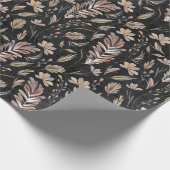 Boho herfst Herfst gebladerte roest groen op zwart Cadeaupapier (Hoek)