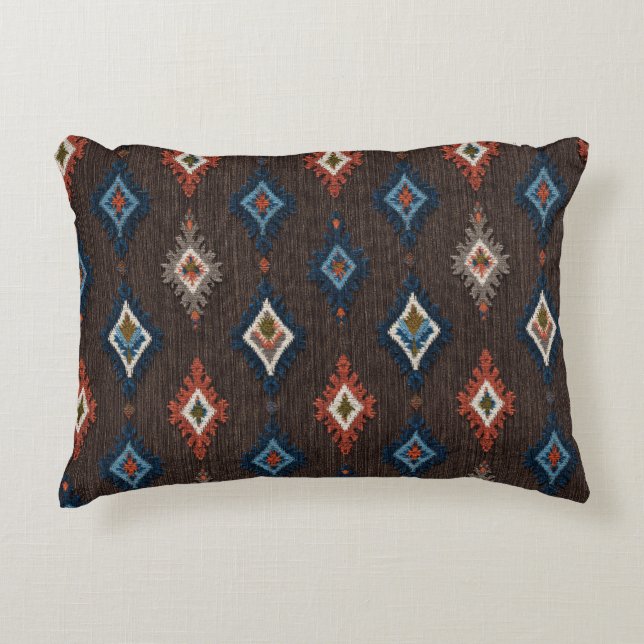 Boho Ikat accentkussen – Aardbruin met koraal Accent Kussen (Voorkant)
