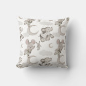 Boho in Neutrals: Baby Elephant Nursery Kussens (Voorkant)