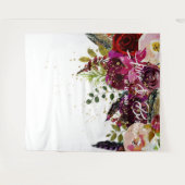 Boho Krachtig Robijnrood Bloemstuk Bruiloft Achter Wandkleed (Voorkant (horizontaal))