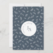 Boho Leiste Blauwe Blad Monogram Huwelijk Kaart (Achterkant)