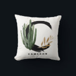 Boho Letter C Monogram Tropische Waterverf Cactus Kussen<br><div class="desc">letter C monogram kussen met waterverf cactus,  faux goudfolie bladeren en zwarte waterverf borstelaccenten. Pas dit tropische monogram aan door jouw naam of andere details toe te voegen. Deze boho letter C monogrammed kussen zal perfect zijn als geschenk. Andere brieven zijn beschikbaar.</div>