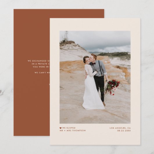 Boho minimalist Typography Terracotta Elopement Aankondiging (Voorkant / Achterkant)