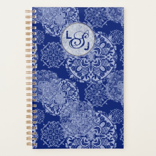 Boho Moody Blues Mandalas Monogrammed Planner (Voorkant)