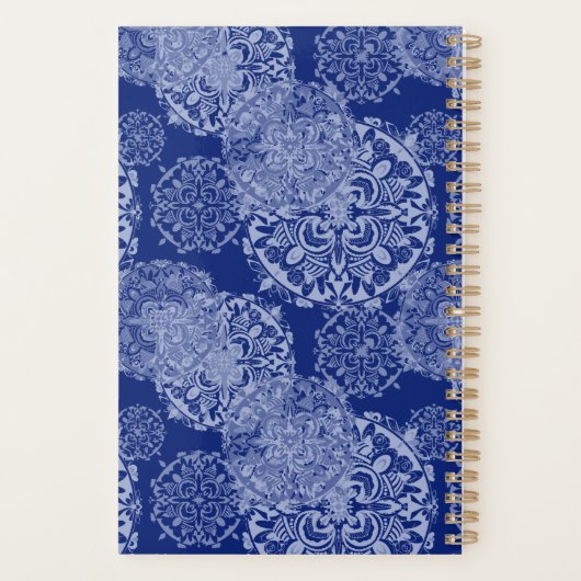 Boho Moody Blues Mandalas Monogrammed Planner (Achterkant)
