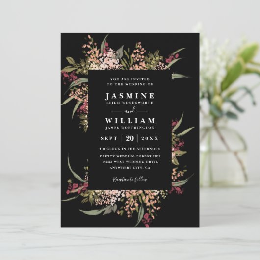Boho Moody Romance Bloemencode QR Code Trouwen Kaart (Staand voorkant)