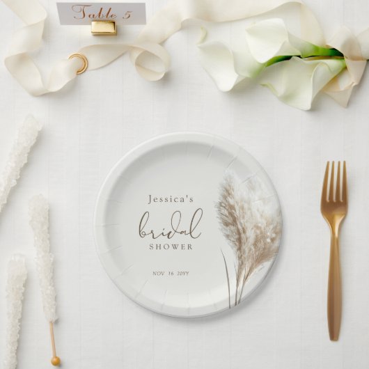 Boho Neutral Fluffy Pampas Grass Vrijgezellenfeest Papieren Bordje (Huwelijk)
