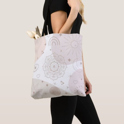 Boho Neutrale Ruimtedoedels Aesthetisch design Tote Bag (Dichtbij)