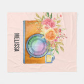 Boho Oranje Camera & Floral Bouquet Waterverf Fleece Deken (Voorkant (Horizontaal))