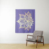 Boho Paars Gold Lotus Flower Mandala Art Wandkleed (In situ)