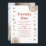 Boho Paarse Rainbow Modern 21st Birthday Party Kaart<br><div class="desc">Boho Rainbow Modern 21st Birthday Party Invitations biedt je moderne 21e verjaardagsfeestdag informatie in een terracotta boho regenboog en hart lijst en je favoriete foto aan de achterkant. Ideaal om familie en vrienden uit te nodigen voor je viering. Eenvoudige DIY (Doe het zelf) door de tekst in de tekstvakken te...</div>