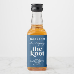 Boho pakt een schok die ze de Knot Bachelorette va Likeurfles Etiket