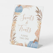 Boho Pampas blue Pumpkin Sweets & Treats Reclamebord Met Voetstuk (Voorkant)