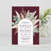 Boho Pampas Eucalyptus Arch Burgundy Wedding Kaart (Staand voorkant)