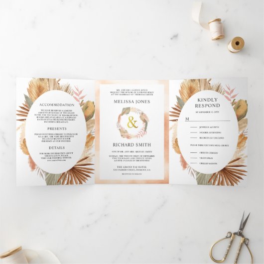 Boho Pampas Gedroogde Palm Alles in een bruiloft Drieluik Uitnodiging (Binnen)