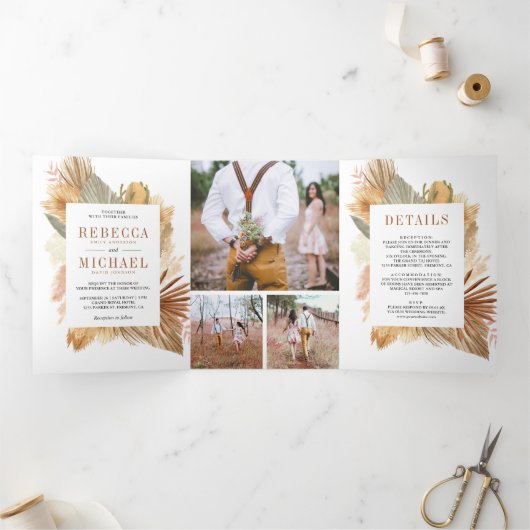 Boho Pampas Gedroogde Palm Fotocollage Bruiloft Drieluik Uitnodiging (Binnen)