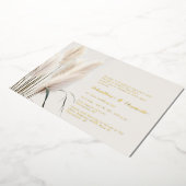 Boho Pampas Grass Wedding Folie Uitnodiging (Gedraaid)
