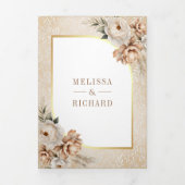 Boho Pampas Neutraal Beige Aardse Bloemenbruiloft Drieluik Uitnodiging (Cover)