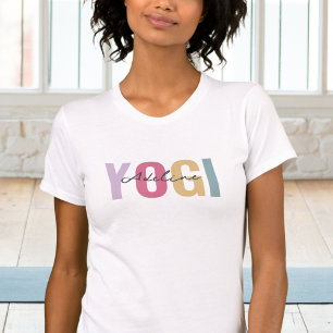 Boho pastel kleur yogi met naam t-shirt