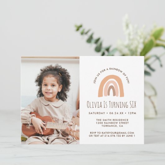Boho Pastel Regenboog 6e Verjaardag Foto Uitnodigi Kaart (Staand voorkant)