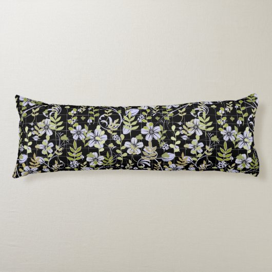 Boho patroon 02.w Bloemen op Zwart BG Lichaamskussen (Voorkant)