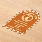 Boho Queen of Hearts verjaardagsfeest boog Acryl Uitnodigingen (Laagn)