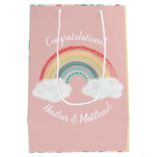 Boho Rainbow Baby shower Roze Medium Cadeauzakje (Achterkant)