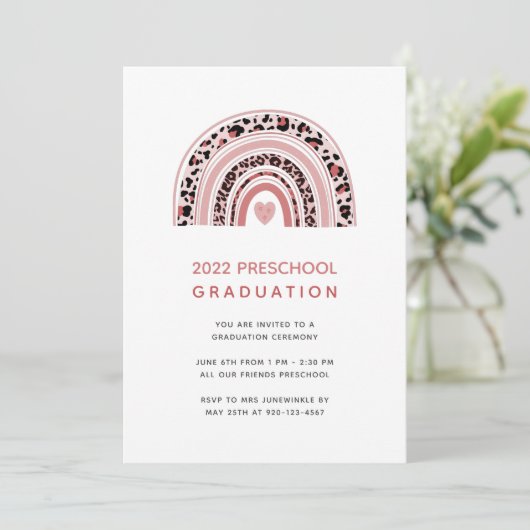 Boho Rainbow Preschool Afstuderen Uitnodiging (Staand voorkant)