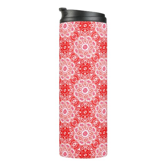 Boho Red Medallion Thermische Tumbler Thermosbeker (Geroteerd rechts)
