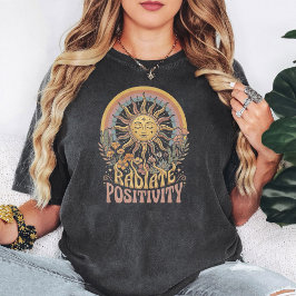 Boho Retro Zon Met Stralende Positiviteit T-shirt