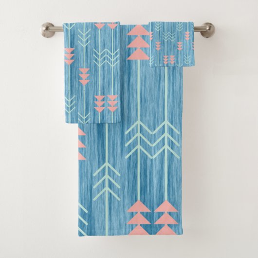 Boho Roze Wit en Blauwe Pijl Bad Handdoek (Insitu)