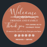 Boho Rust Terracotta Wedding Bedankt Ronde Sticker<br><div class="desc">Boho terracotta roestkleurige trouwstickers zijn een geweldige manier om je gasten welkom te heten en hen te bedanken voor hun komst naar je trouwfeest. Ze lezen: Welkom vrienden en familie. Bedankt dat je bij ons bent gekomen om vandaag te vieren. Het betekent de wereld voor ons dat je hier bent....</div>