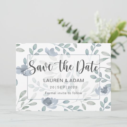 Boho Save the Date Dusty Blue Eucalyptus Floral (Staand voorkant)