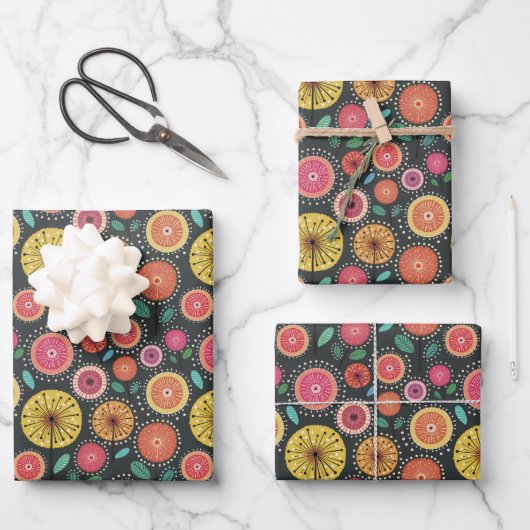 Boho Scandi folk bloem patroon Wrapping Paper (Voorkant)