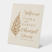 Boho Script Text Rehearsal Dinner Welcome Reclamebord Met Voetstuk (Voorkant)