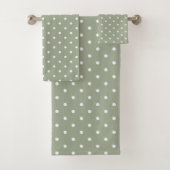 Boho Simple Modern Neutral Polka Dot Sage Green Bad Handdoek (Insitu)