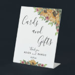 Boho Sunflower Rustic Wedding Cards and Gifts Sign Reclamebord Met Voetstuk<br><div class="desc">Dit boho zonnebloem rustige trouwkaarten en cadeaubord is perfect voor je moderne bohemitische bruiloft. Dit ontwerp is voorzien van zwarte eenvoudige kalligrafie met bijtende zonnebloemen, groen en bloemen op een neutrale heldere witte achtergrond, die overeenkomt met uw klassieke bruiloft of elegante boho bruiloft in de zomer of de herfst. Met...</div>