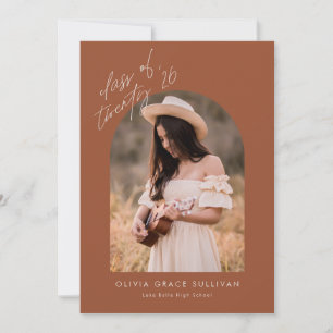 Boho Terracotta Boog Foto Afstuderen Aankondiging