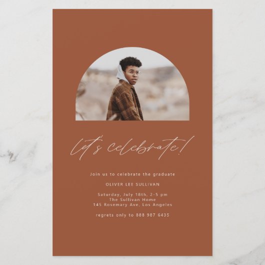 Boho Terracotta Boog Foto Afstuderen Uitnodiging (Achterkant)