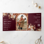 Boho Terracotta Floral Wildflower Bourgondische br Drieluik Uitnodiging (Binnen)