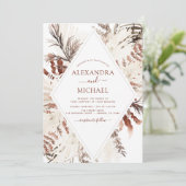 Boho Terracotta Pampas Grass Beige Wedding Invitat Kaart (Staand voorkant)