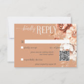 Boho Terracotta Perzik & Crème Bloem QR Code RSVP Kaartje (Voorkant)