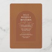 Boho Terracotta Rust Wedding Arch & RSVP QR Code Folie Uitnodiging (Voorkant)