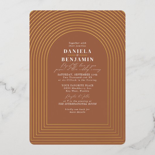 Boho Terracotta Rust Wedding Arch & RSVP QR Code Folie Uitnodiging (Voorkant)