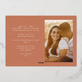 Boho Terracotta Sinaasappel Elegant Goud Bruiloft  Folie Uitnodiging (Achterkant)