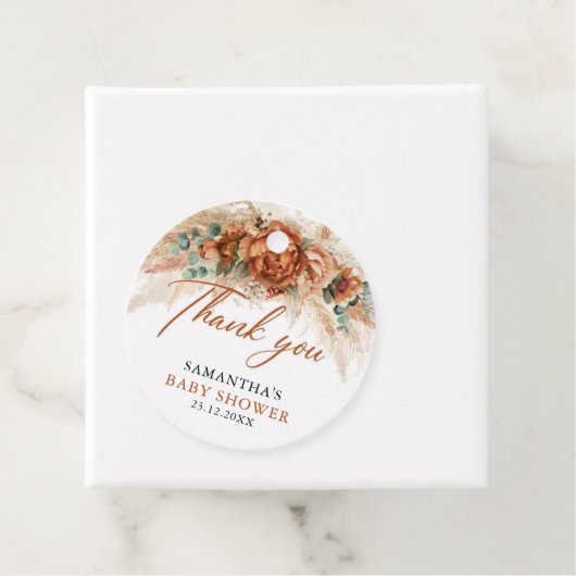 Boho trendy terracotta koperen florale baby shower bedankjes labels (In situ)
